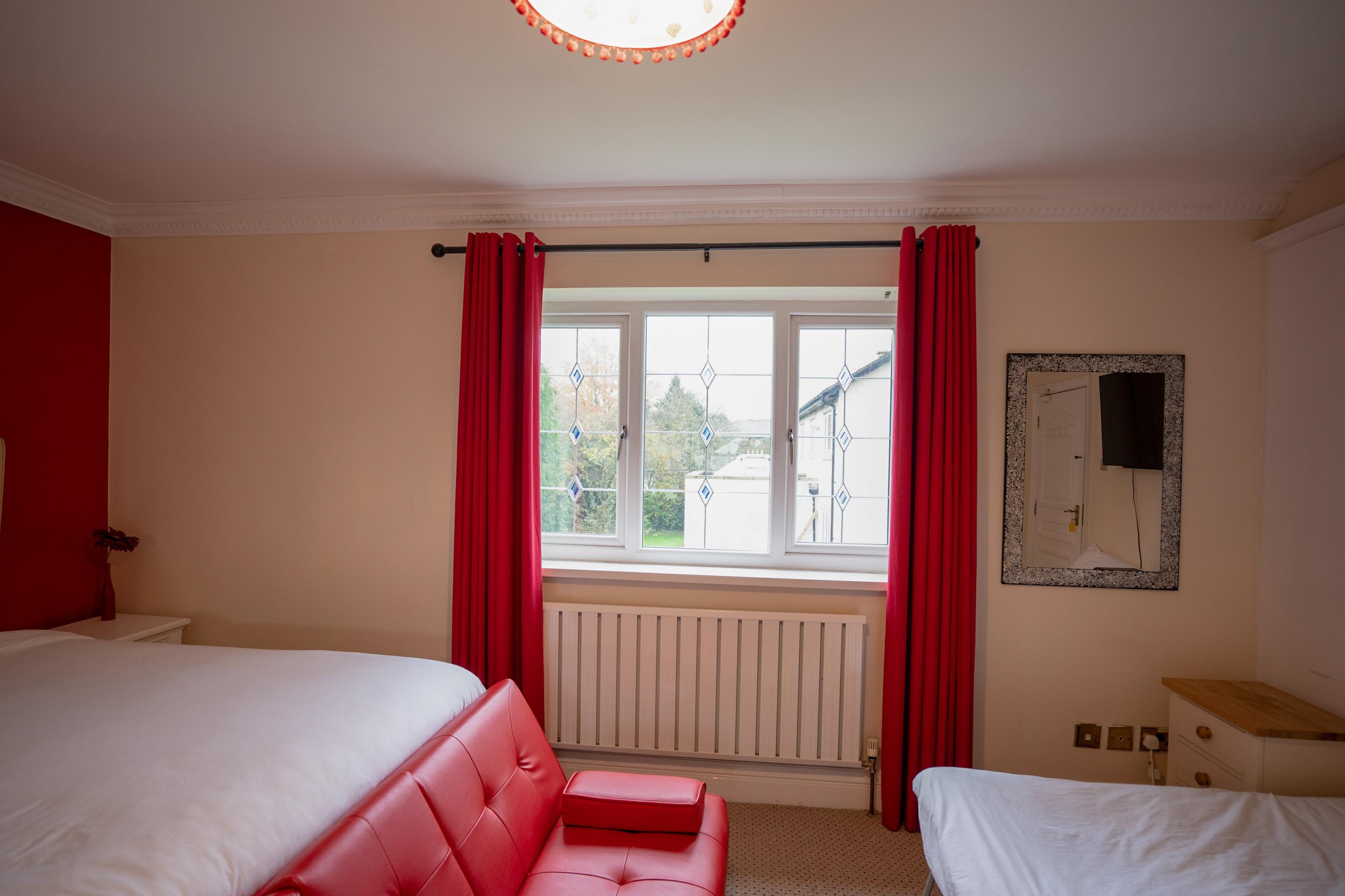 Oyo Oakcroft Guest House Manchester Airport Ringway Экстерьер фото