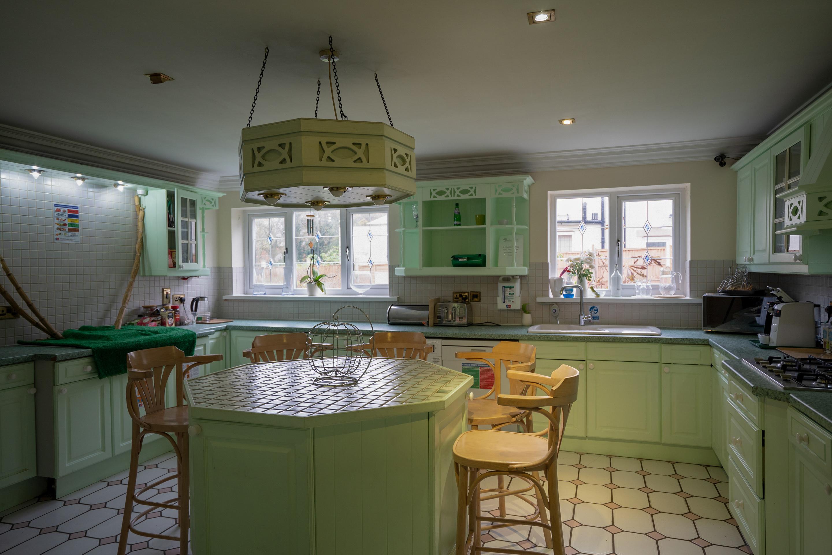 Oyo Oakcroft Guest House Manchester Airport Ringway Экстерьер фото