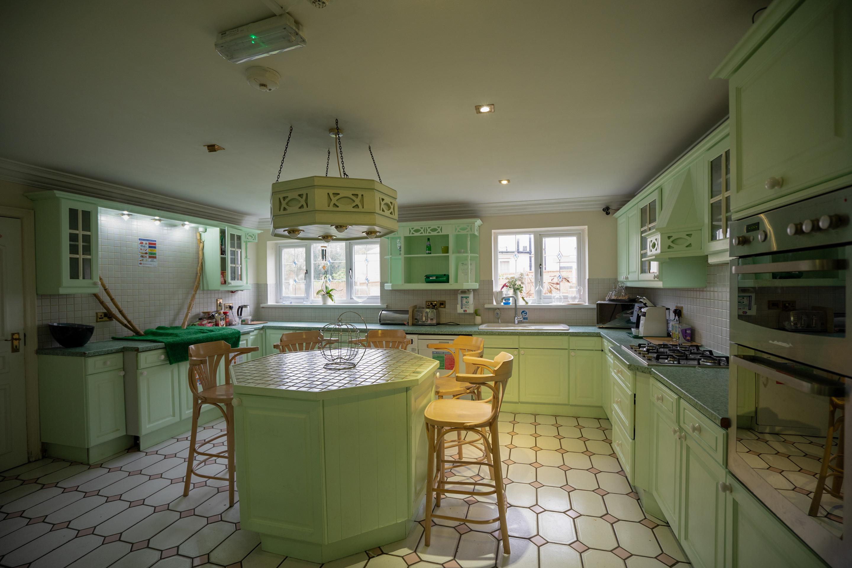 Oyo Oakcroft Guest House Manchester Airport Ringway Экстерьер фото